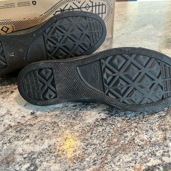 Converse All Star Black Hi Tops - Picture 5 of 6